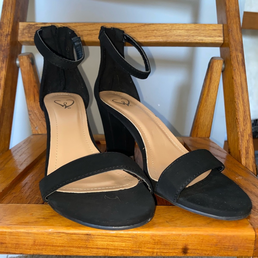 Hannah-1 Heels